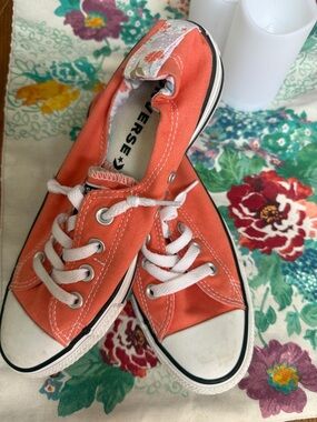 Like New, Converse Coral Low-Top Canvas Sneakers with White Accents